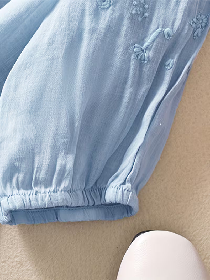 Éléna™ — Blouse élégante en lin mélangé et brodé